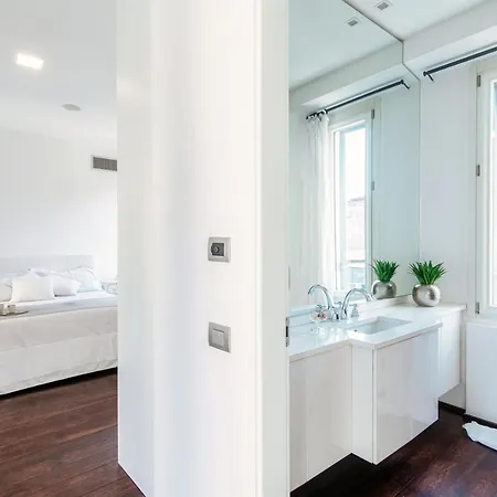 Stunning By Joivy Apartment