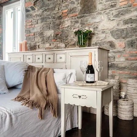 Stunning By Joivy * Como