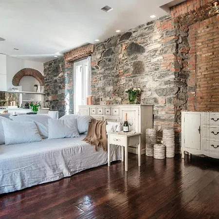 Stunning By Joivy Apartment
